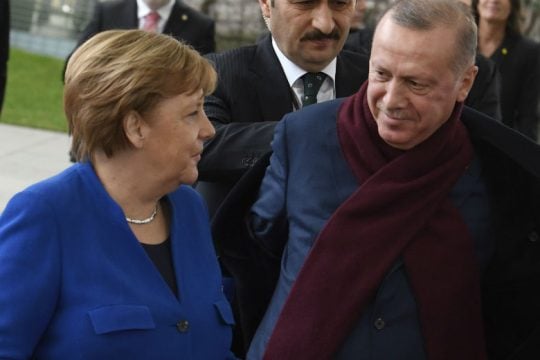 Συνάντηση Ερντογάν – Μέρκελ, μετά το «χαστούκι» στο τουρκολιβυκό MoU