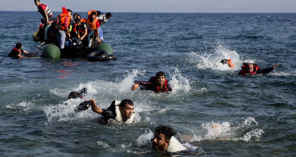 Θαλάσσια δίχτυα για πρόσφυγες και λοιπούς… ρύπους