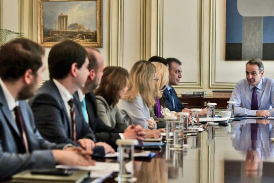 Εκρηξη της ανεργίας τον μήνα Δεκέμβριο