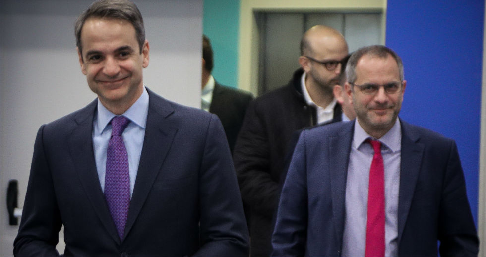Τον Ζούλα να πιστέψουμε ή τον Μητσοτάκη για την ΕΡΤ;
