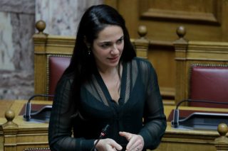 Προς ψήφιση το νομοσχέδιο για το επίδομα γέννησης