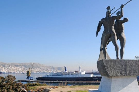 Μηνυτήρια αναφορά για έργα σε Ψυττάλεια και Κυνόσουρα