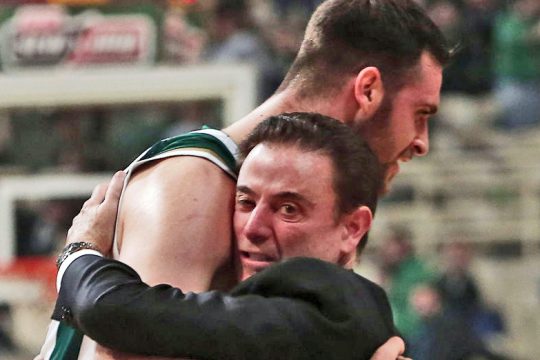 Με την άμυνα νίκησε την επίθεση