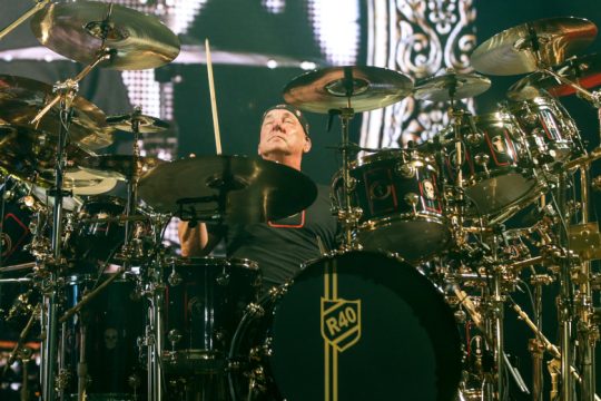 Πέθανε ο Neil Peart των Rush, ένας από τους καλύτερους ντράμερ όλων των εποχών