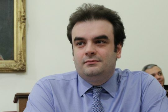 Κυρίαρχος και μοναδικός αριθμός ο ΑΦΜ στις νέες ταυτότητες