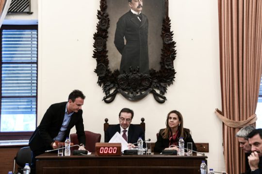 Περισσότερα από ένα τα εμβάσματα της Novartis προς τον σύζυγο Ράικου