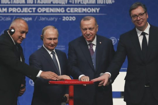 Εγκαίνια του TurkStream με ευχολόγια για παγκόσμια ειρήνη από Πούτιν και Ερντογάν