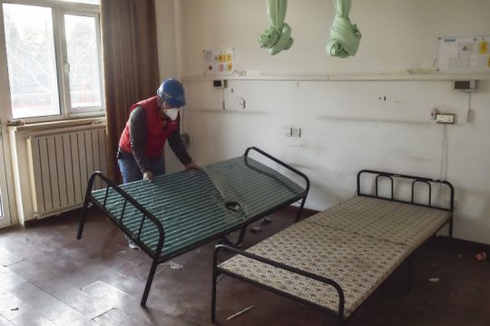 Παγκόσμια ανησυχία για τον νέο κοροναϊό – 213 οι θάνατοι στην Κίνα