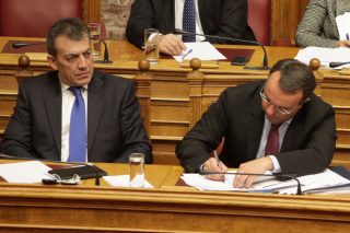 Ενδοκυβερνητική σύγκρουση για το κόστος του νέου ασφαλιστικού