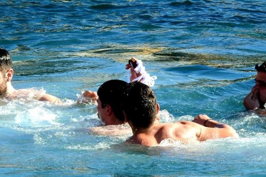 Ο ψεύτικος και ο αληθινός Σταυρός