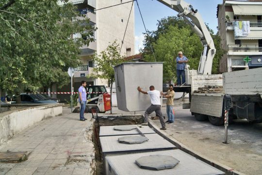 «Βούλιαξαν» οι υπόγειοι κάδοι στη Θεσσαλονίκη