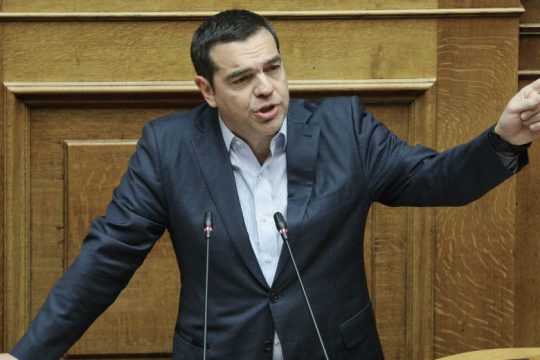Τσίπρας: Σπεύδετε να αλλάξετε τον εκλογικό νόμο για να πάτε σε πρόωρες εκλογές