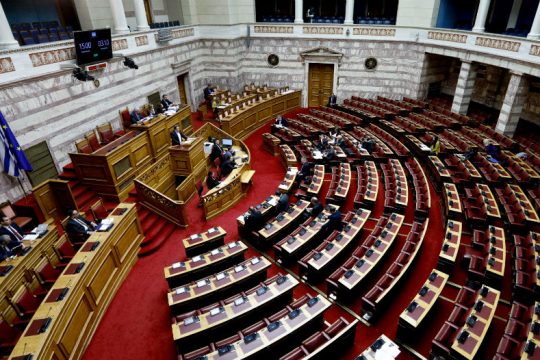 Πέρασε η μηδενική συμμετοχή στα φάρμακα για όσους έχασαν το ΕΚΑΣ