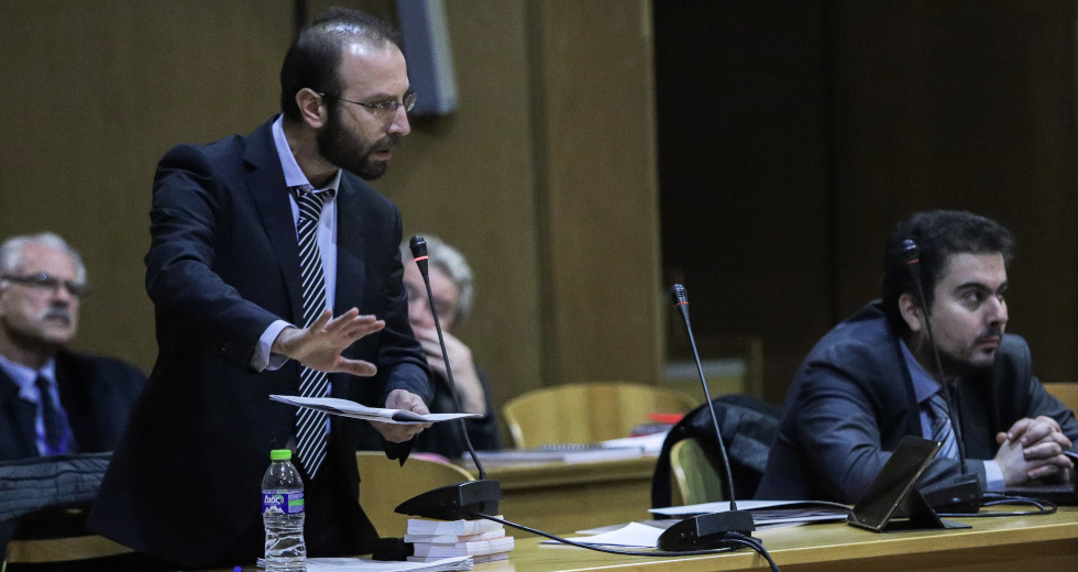 «Η κυρία εισαγγελέας υιοθέτησε πλήρως τις φαιδρές εξηγήσεις της ηγεσίας της Χ.Α.»