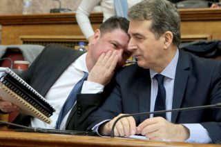 Πυρ ομαδόν για το νομοσχέδιο Χρυσοχοΐδη
