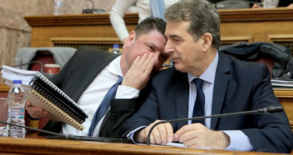 Πυρ ομαδόν για το νομοσχέδιο Χρυσοχοΐδη