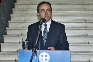 «Ζητώ συγγνώμη και ανακαλώ…»