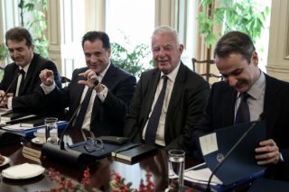 Και ακριβοί και φαύλοι