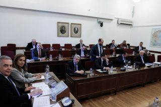 Στο στόχαστρο η Τουλουπάκη
