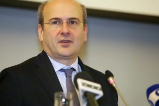 «Φιλί ζωής» πριν από τη… χαριστική βολή