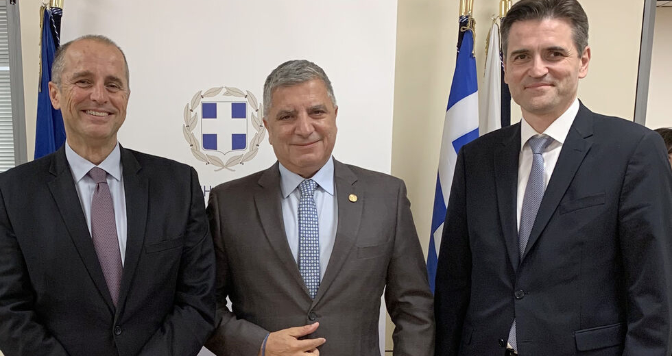 «Χρυσές» αμοιβές και στην ΕΥΔΑΠ