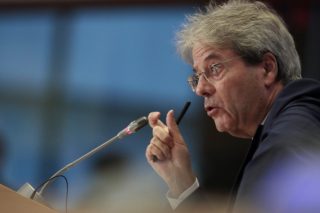 Σε αναπτυξιακή… εγκράτεια Ε.Ε. και ευρωζώνη
