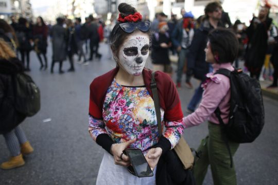 Σφοδρές αντιδράσεις από την απόφαση Κικίλια για ματαίωση των καρναβαλικών εκδηλώσεων