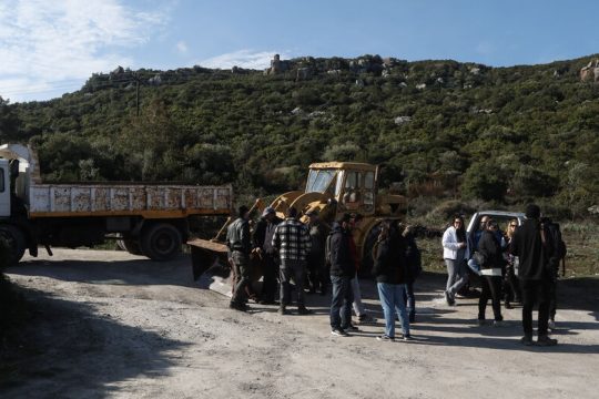 Πυροδοτεί την ένταση η αποστολή των ΜΑΤ στα νησιά
