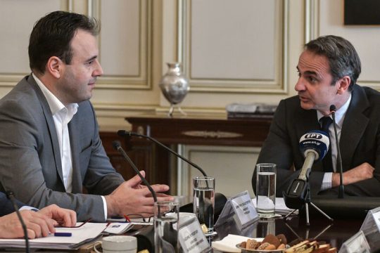 Με… μέτρο οι αλλαγές στις δημόσιες συμβάσεις