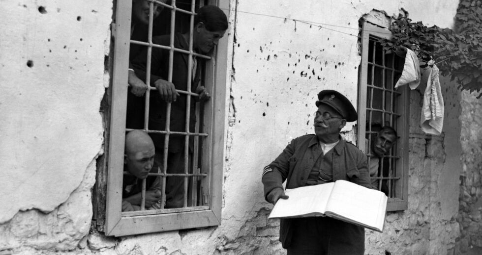 Χαφιές, ρουφιάνος και δημοσιογράφος