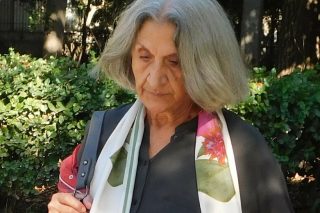 «Αλίμονο στον συγγραφέα που θέλει να τα έχει με όλους καλά…»