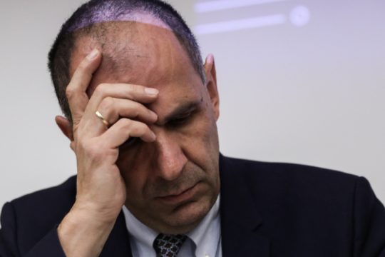 Απελπισμένη προσπάθεια 