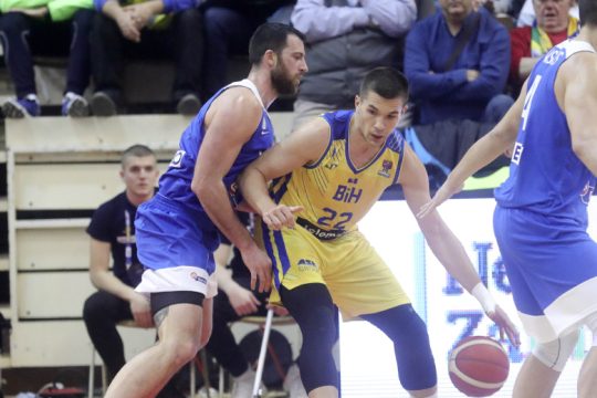 Πιστοί στρατιώτες και μόνοι αήττητοι στον όμιλο