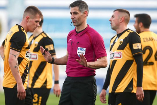 Αντέδρασε επιθετικά…