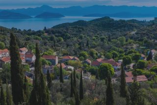 Στην ερημιά του νησιού