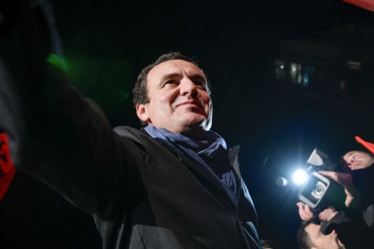 Κυβέρνηση στο Κόσοβο τέσσερις μήνες μετά τις εκλογές