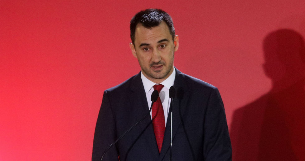 «Η κυβέρνηση υπονομεύει την ενεργειακή μετάβαση ευνοώντας λίγους και εκλεκτούς»