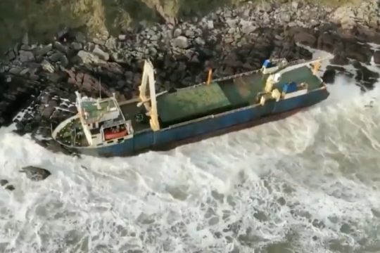 Το μεγάλο και… μοναχικό ταξίδι ενός πλοίου-φάντασμα από τις Βερμούδες στην Ιρλανδία