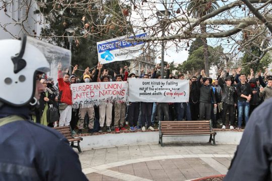 Οι φασίστες στη Λέσβο ξαναχτυπούν