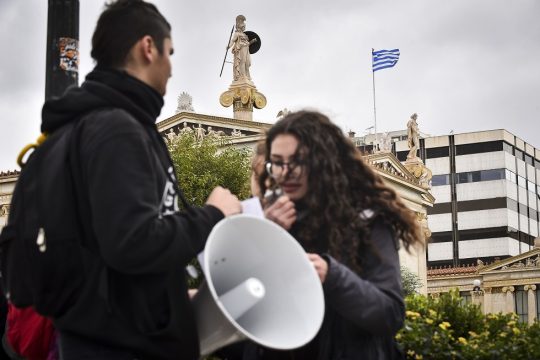 Τι πρέπει να κάνουμε; επανάσταση…