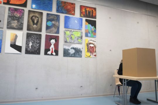 Πρώτο κόμμα το SPD, μεγάλη ήττα για το κόμμα της Μέρκελ στο Αμβούργο