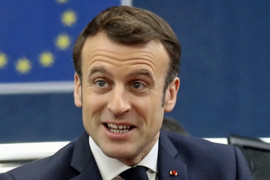 Πεδίο μάχης η γαλλική Εθνοσυνέλευση για τις συντάξεις