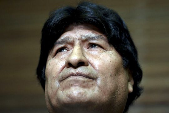 «Mπλοκάρουν» τον Μοράλες και από την Γερουσία