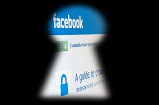 Facebook, fake news και συναισθηματικός καπιταλισμός