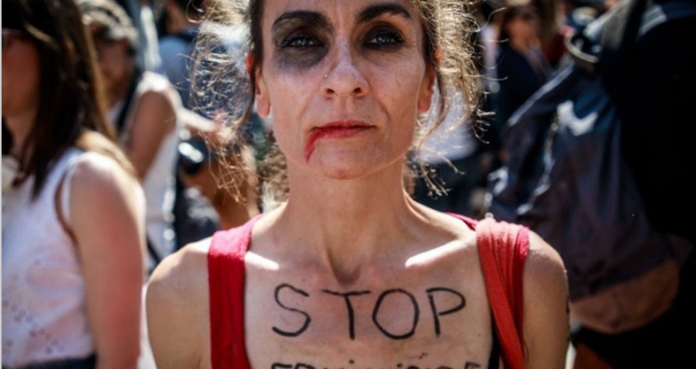 Femen κατά των γυναικοκτονιών με αφορμή του Άγ. Βαλεντίνου