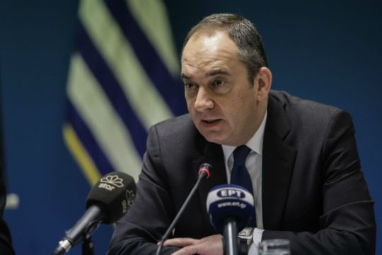 Έκτακτο ταξίδι στα νησιά για τον Γιάννη Πλακιωτάκη