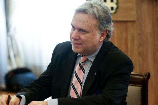 Το χιουμοριστικό σχόλιο του Γ. Κατρούγκαλου για τον τραυματισμό του