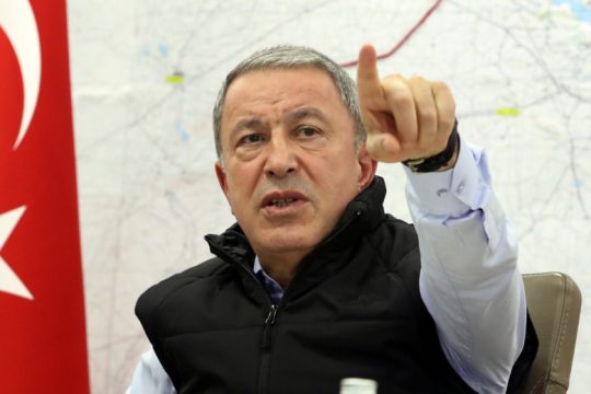 Νέες απειλές από τον Τούρκο ΥΠΕΞ
