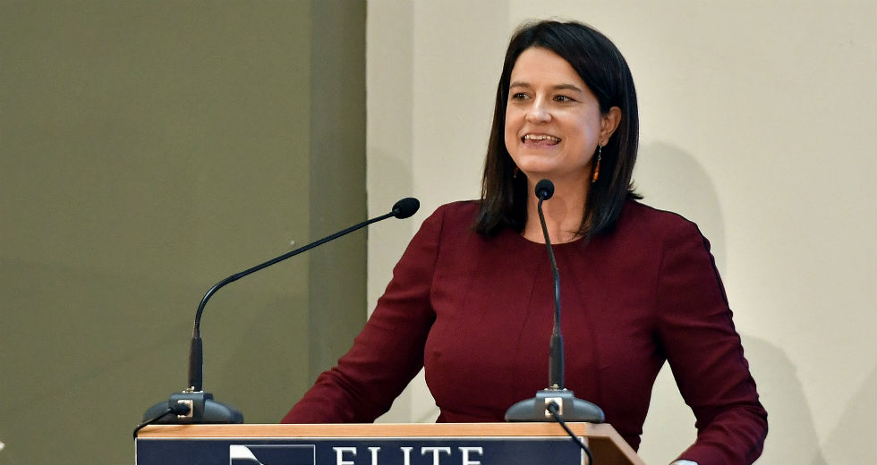 Με «δάσκαλο εμπιστοσύνης» απαντά το υπουργείο στον ξυλοδαρμό μαθητή σε σχολείο