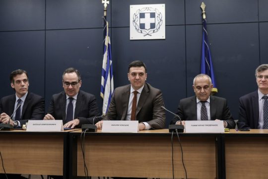 Έκτακτες προσλήψεις και ετοιμότητα για θωράκιση από τον κορονοϊό